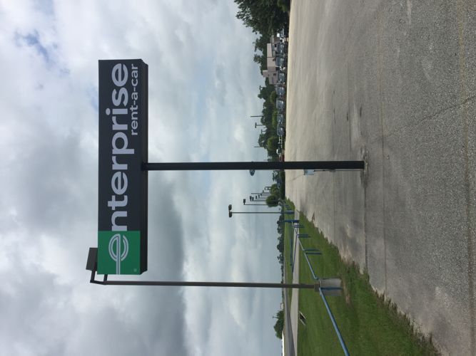 pylon signs